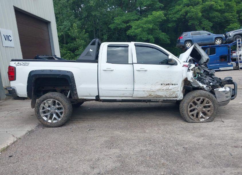 Photo 13 of 2019 Chevrolet Silverado 1500 LD LT (VIN 2GCVKPEC8K1243882)