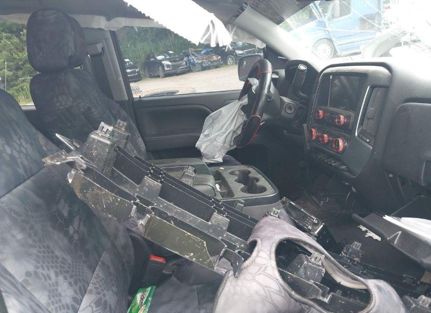 Photo 5 of 2019 Chevrolet Silverado 1500 LD LT (VIN 2GCVKPEC8K1243882)