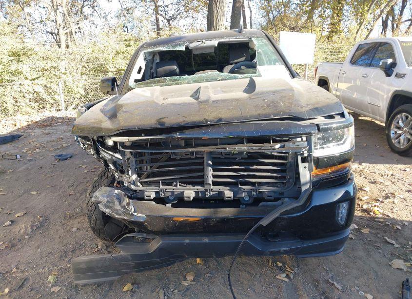 Photo 12 of 2019 Chevrolet Silverado 1500 LD LT (VIN 2GCVKPEC9K1199276)