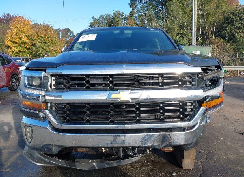 Photo 12 of 2019 Chevrolet Silverado 1500 LD LT (VIN 2GCVKPECXK1105101)