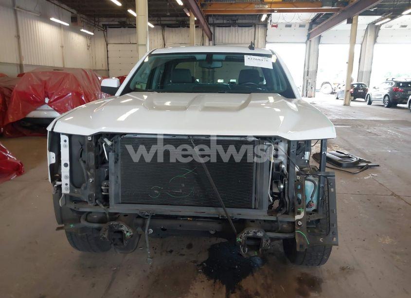 Photo 13 of 2019 Chevrolet Silverado 1500 LD LT (VIN 2GCVKPECXK1121556)