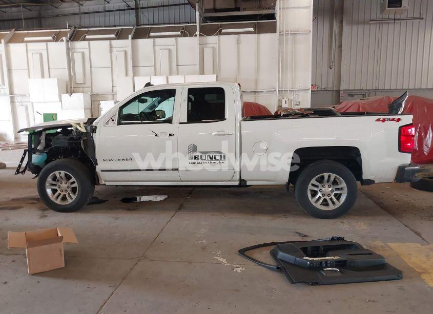 Photo 15 of 2019 Chevrolet Silverado 1500 LD LT (VIN 2GCVKPECXK1121556)
