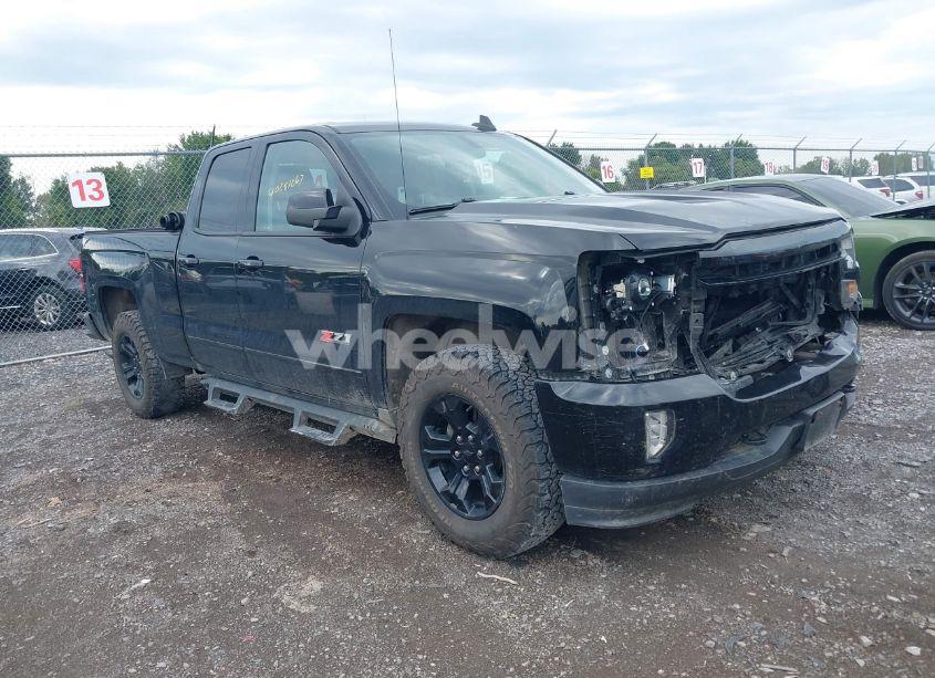 2019 Chevrolet Silverado 1500 LD LT (VIN 2GCVKPECXK1204551) main photo
