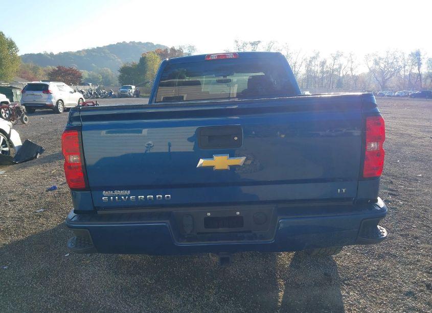 Photo 17 of 2018 Chevrolet Silverado 1500 2LT (VIN 2GCVKREC2J1106107)