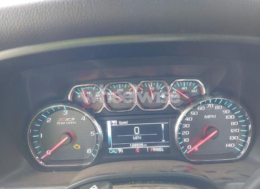 Photo 7 of 2018 Chevrolet Silverado 1500 2LT (VIN 2GCVKREC2J1108231)