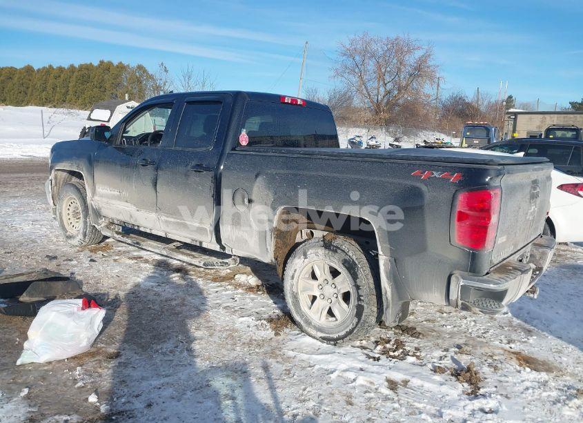 Photo 3 of 2018 Chevrolet Silverado 1500 1LT (VIN 2GCVKREC3J1109002)
