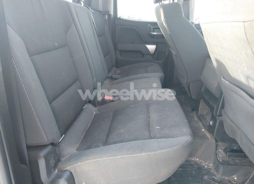 Photo 8 of 2018 Chevrolet Silverado 1500 1LT (VIN 2GCVKREC3J1109002)