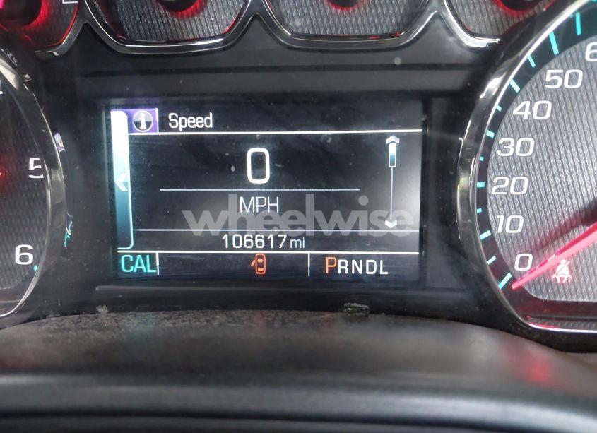 Photo 15 of 2018 Chevrolet Silverado 1500 2LT (VIN 2GCVKREC6J1110953)