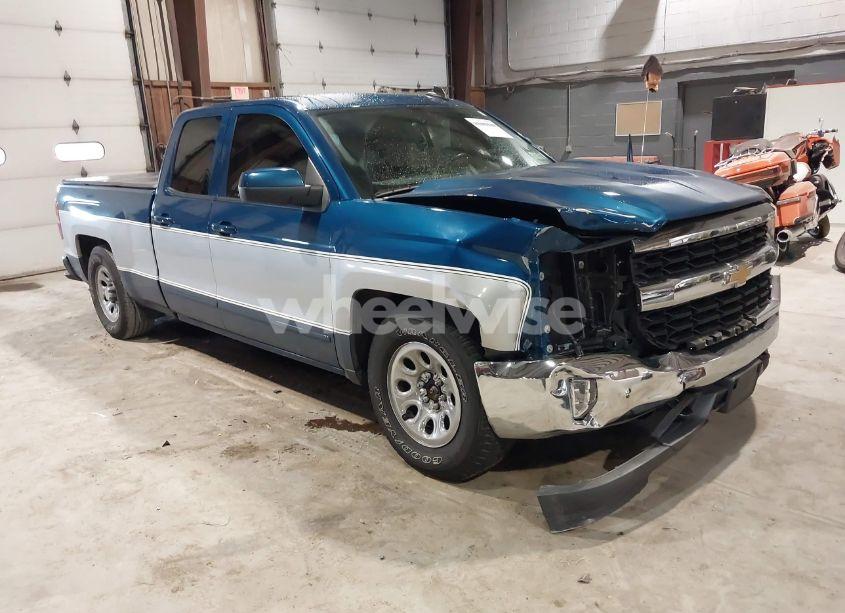 2018 Chevrolet Silverado 1500 1LT (VIN 2GCVKREC9J1114124) main photo