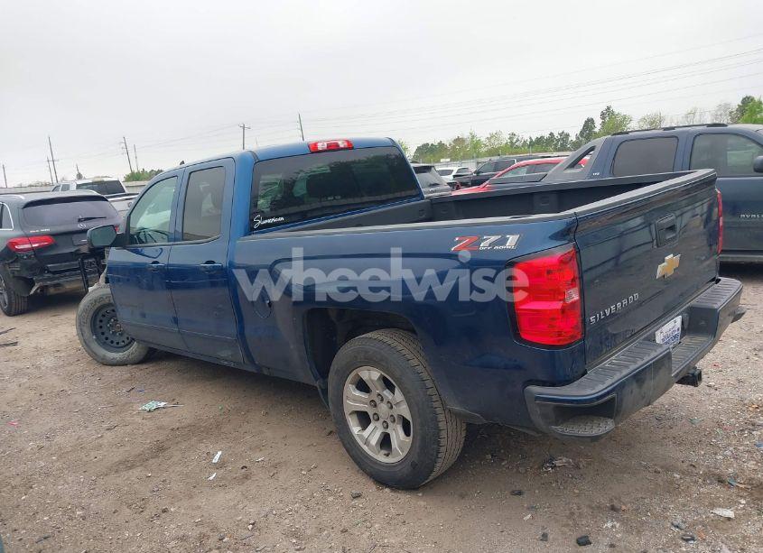 Photo 15 of 2018 Chevrolet Silverado 1500 2LT (VIN 2GCVKRECXJ1110096)