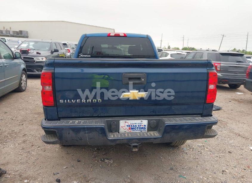 Photo 17 of 2018 Chevrolet Silverado 1500 2LT (VIN 2GCVKRECXJ1110096)