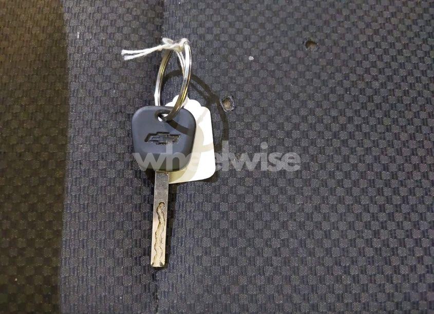 Photo 11 of 2018 Chevrolet Silverado 1500 2LT (VIN 2GCVKRECXJ1111393)