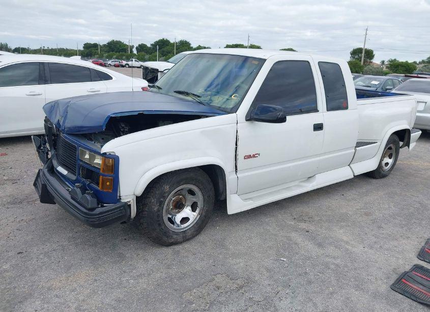 Photo 2 of 1995 Gmc Sierra C1500 (VIN 2GDEC19K5S1511276)