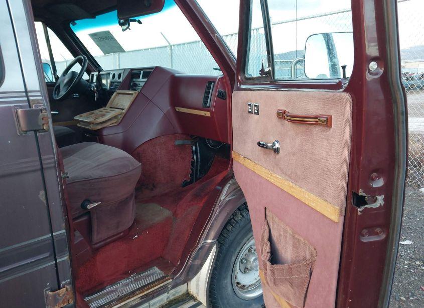 Photo 5 of 1992 Gmc Rally WAGON / VAN G2500 (VIN 2GDEG25K9N4504012)