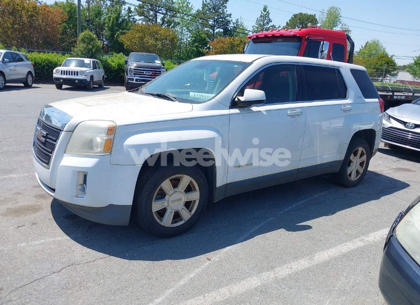 Photo 2 of 2013 Gmc Terrain SLE-1 (VIN 2GKALMEK0D6112781)