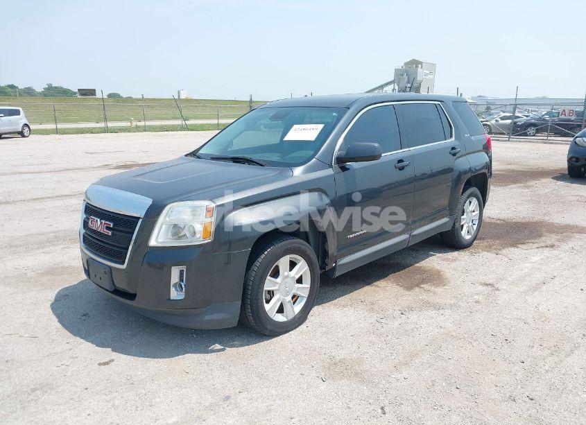 Photo 2 of 2013 Gmc Terrain SLE-1 (VIN 2GKALMEK1D6191815)