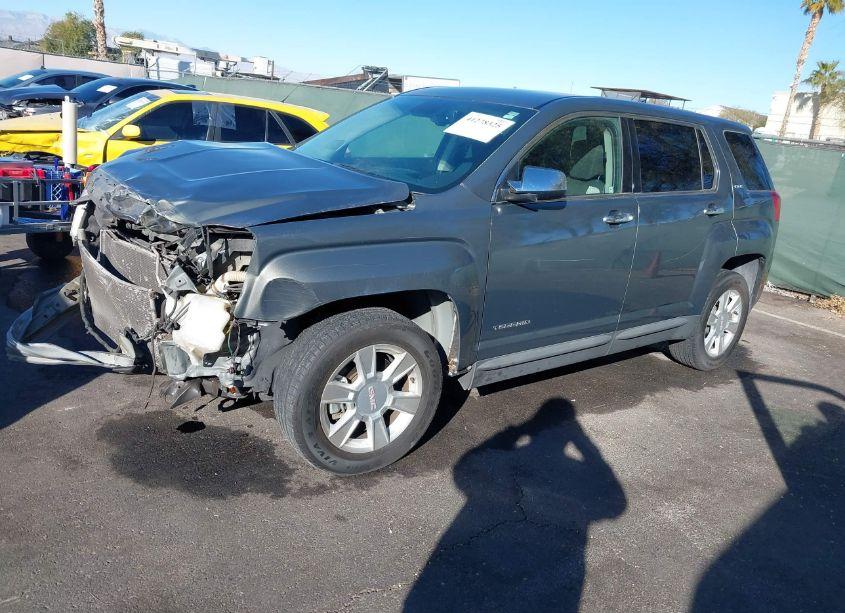 Photo 2 of 2013 Gmc Terrain SLE-1 (VIN 2GKALMEK4D6243969)