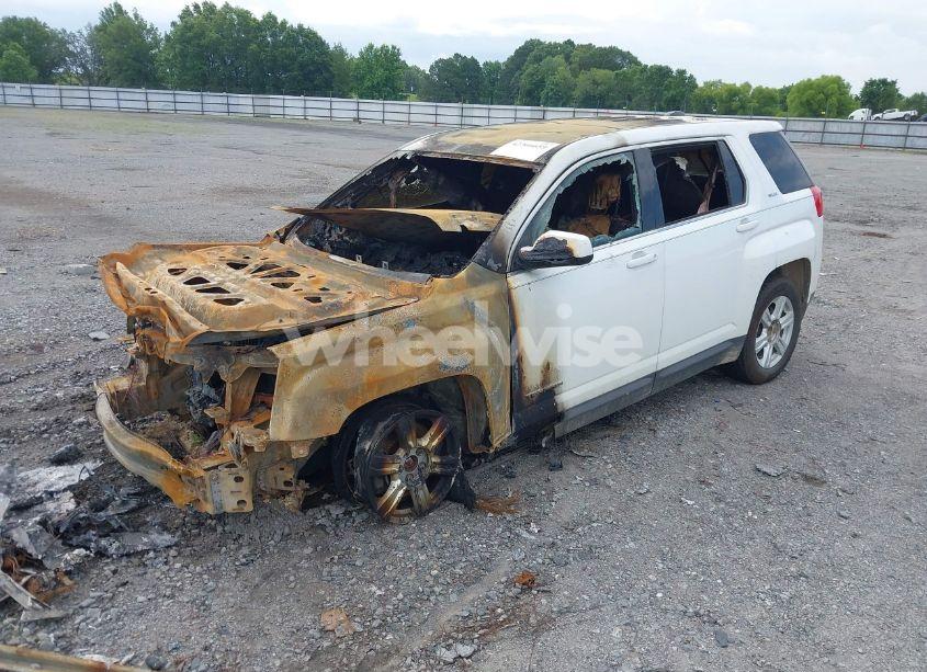 Photo 2 of 2015 Gmc Terrain SLE-1 (VIN 2GKALMEK4F6328135)