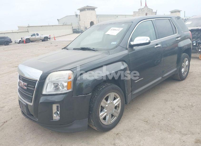 Photo 2 of 2013 Gmc Terrain SLE-1 (VIN 2GKALMEK5D6329551)