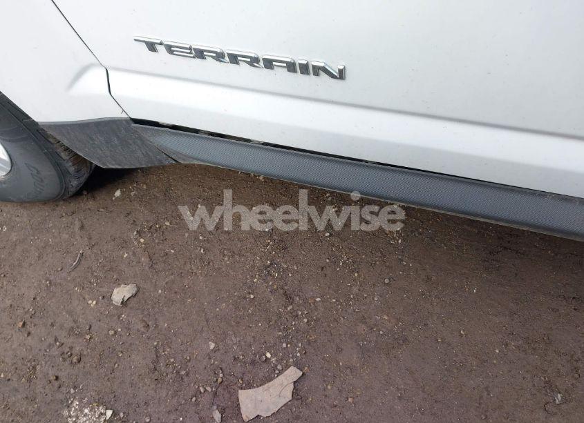 Photo 13 of 2015 Gmc Terrain SLE-1 (VIN 2GKALMEK5F6255535)