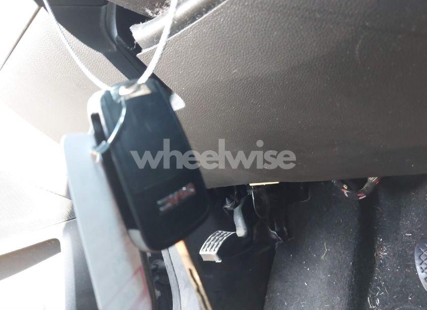 Photo 11 of 2016 Gmc Terrain SLE-1 (VIN 2GKALMEK6G6292451)