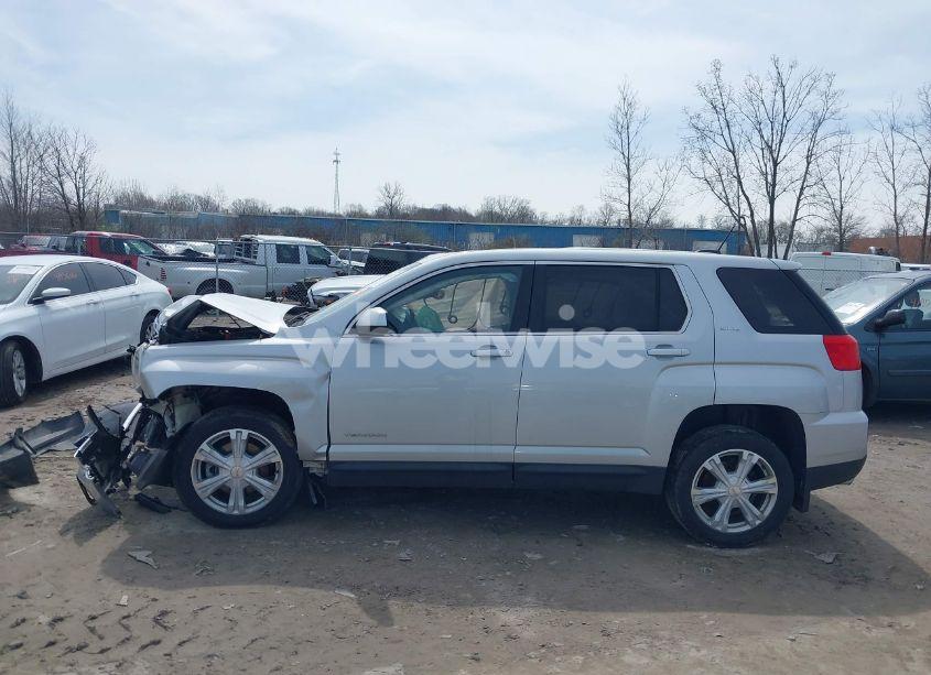 Photo 15 of 2017 Gmc Terrain SLE-1 (VIN 2GKALMEK6H6251870)