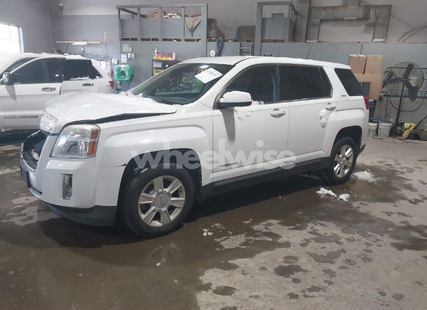 Photo 2 of 2012 Gmc Terrain SLE-1 (VIN 2GKALMEK8C6139757)