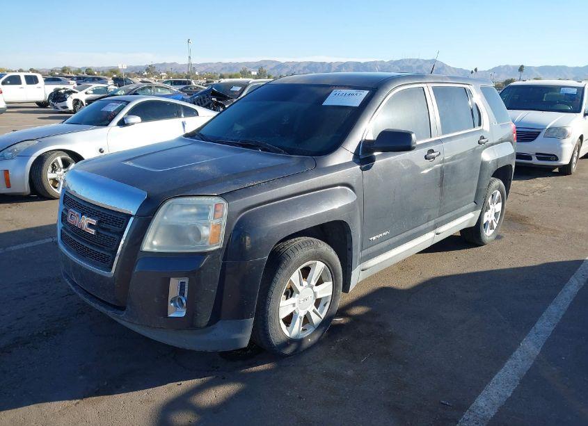 Photo 2 of 2013 Gmc Terrain SLE-1 (VIN 2GKALMEK8D6141882)