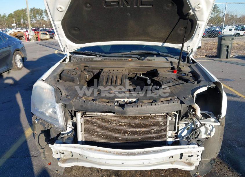 Photo 10 of 2015 Gmc Terrain SLE (VIN 2GKALMEK8F6123711)