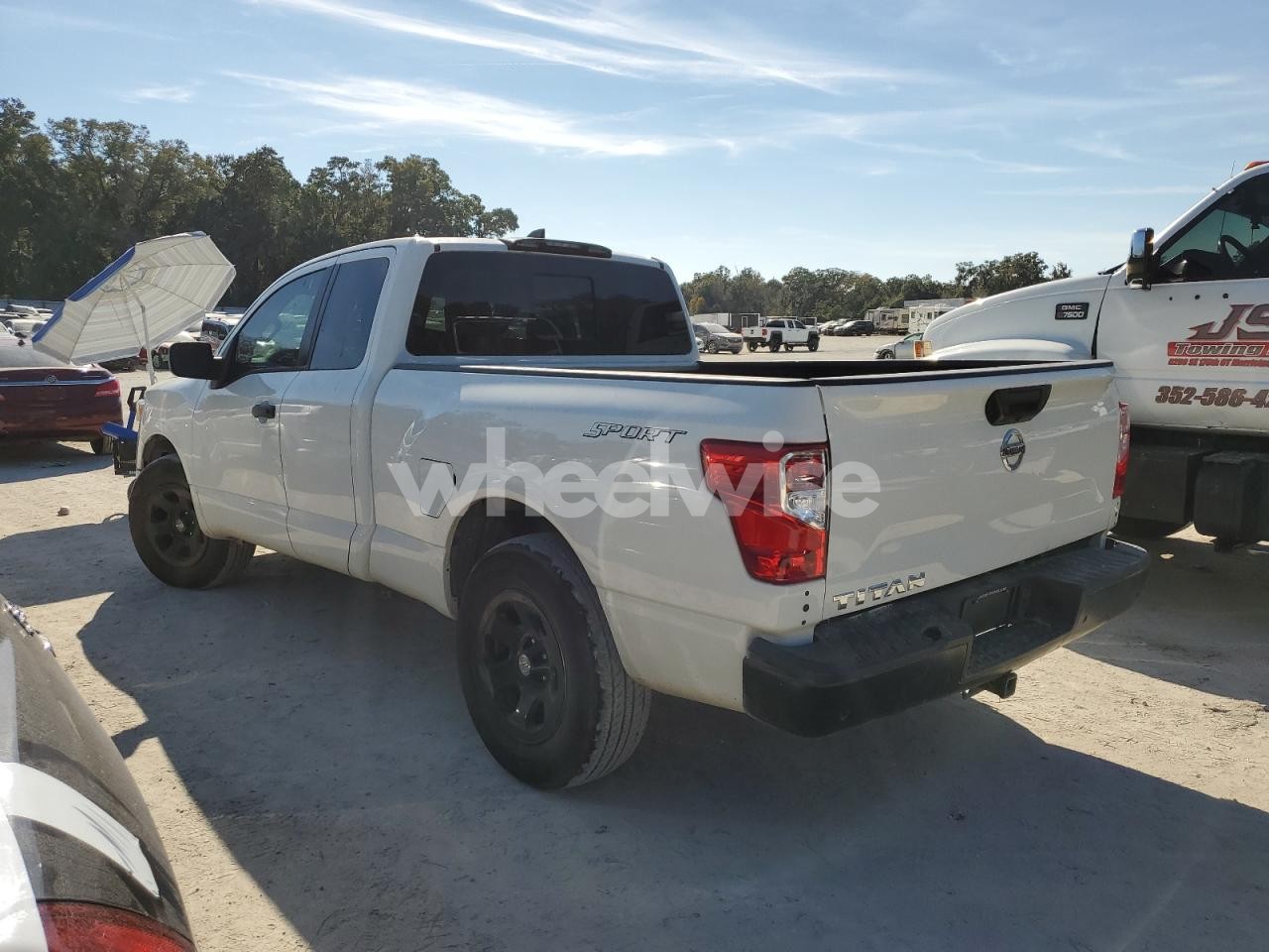 Photo 2 of 2022 NISSAN TITAN S (VIN 2GKALMEKXH6192273)