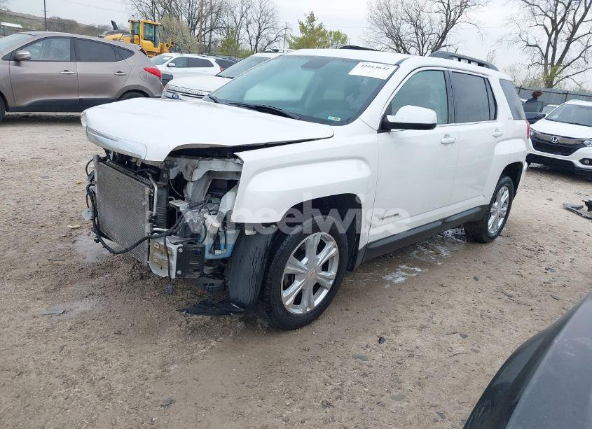 Photo 2 of 2017 Gmc Terrain SLE-2 (VIN 2GKALNEKXH6339729)