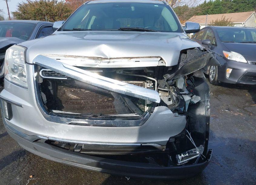 Photo 6 of 2017 Gmc Terrain SLT (VIN 2GKALPEK3H6277053)