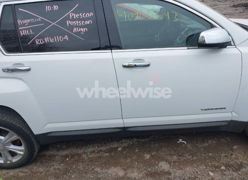 Photo 14 of 2017 Gmc Terrain SLT (VIN 2GKALPEKXH6298305)