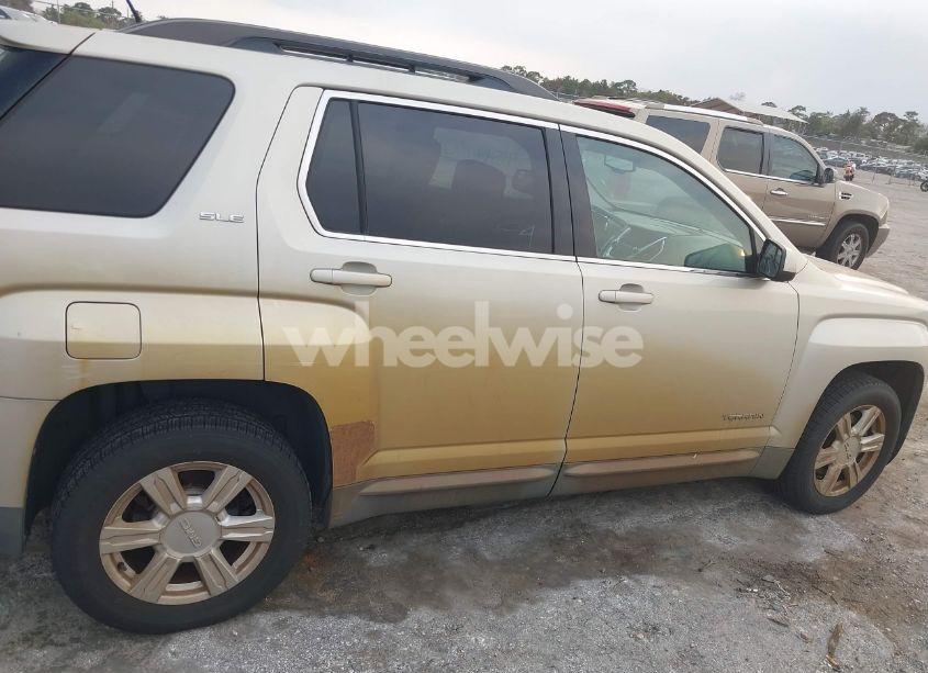 Photo 6 of 2014 Gmc Terrain SLE-2 (VIN 2GKALREK0E6218100)