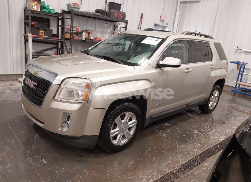 Photo 2 of 2015 Gmc Terrain SLE-2 (VIN 2GKALREK1F6374955)