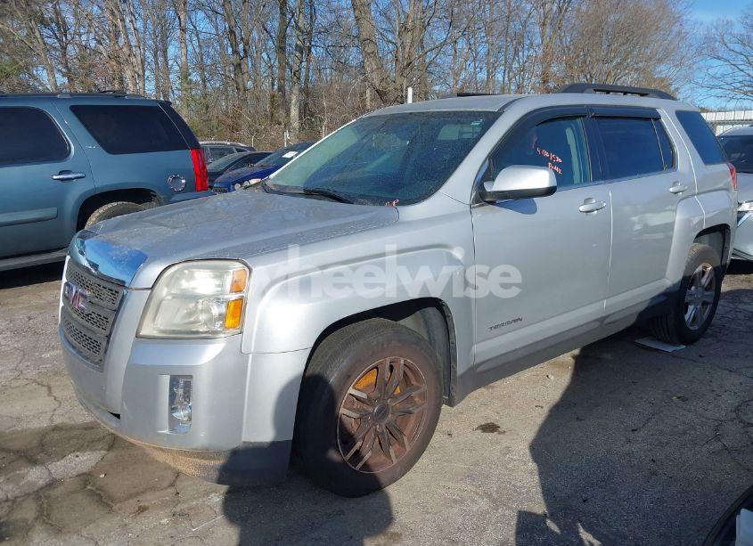 Photo 2 of 2015 Gmc Terrain SLE-2 (VIN 2GKALREK2F6428750)
