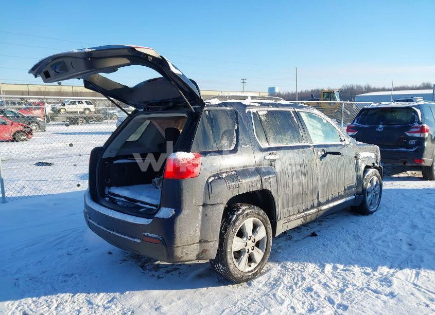 Photo 4 of 2015 Gmc Terrain SLE-2 (VIN 2GKALREK8F6370871)