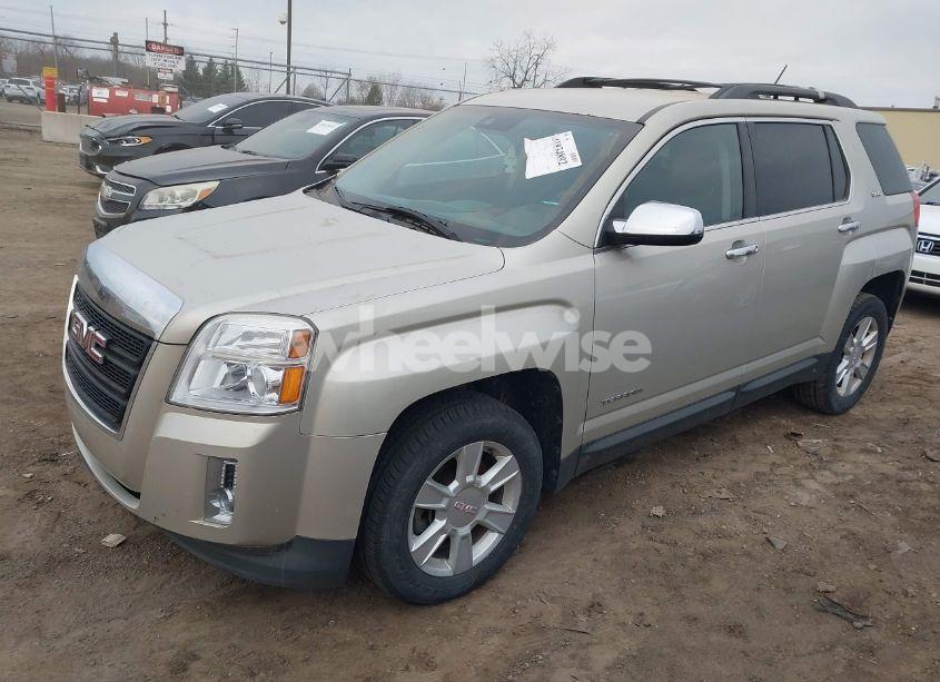 Photo 2 of 2013 Gmc Terrain SLE-2 (VIN 2GKALSEK0D6335343)