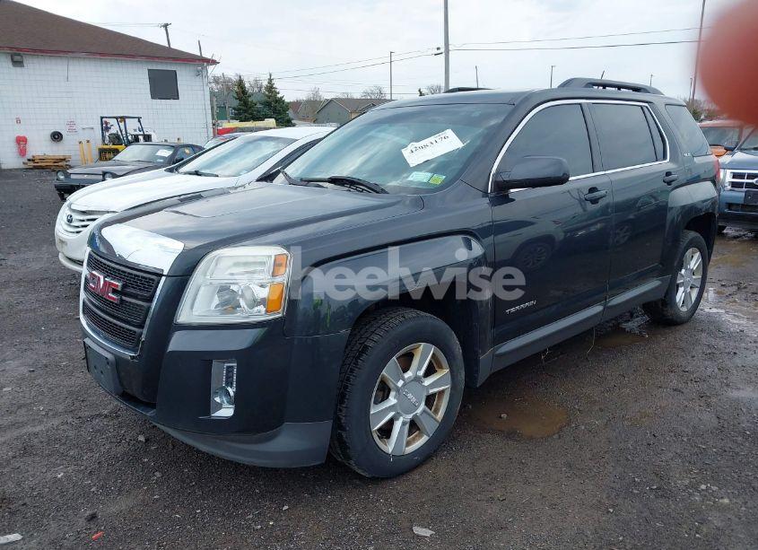Photo 2 of 2013 Gmc Terrain SLE-2 (VIN 2GKALSEK4D6271694)