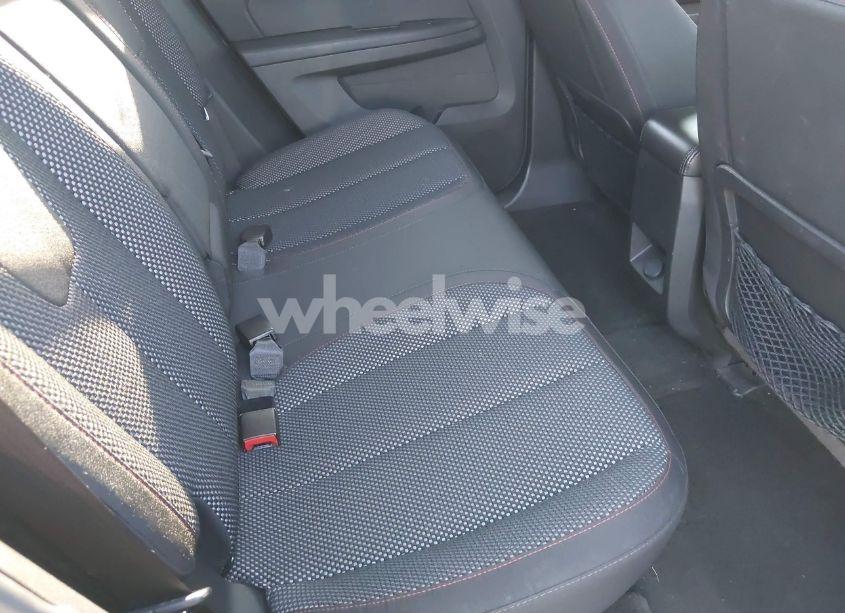 Photo 8 of 2017 Gmc Terrain SLE-2 (VIN 2GKFLNE38H6120931)