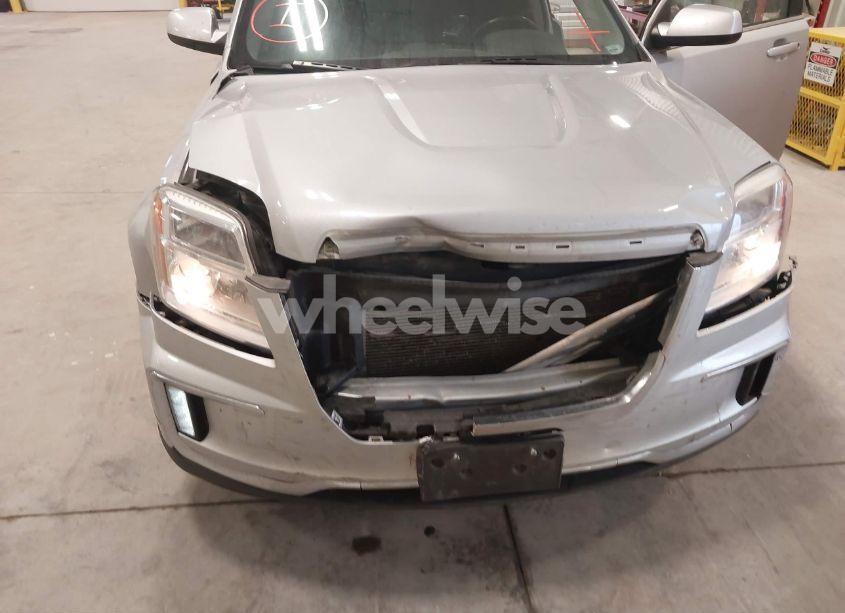 Photo 6 of 2017 Gmc Terrain SLE-2 (VIN 2GKFLNE39H6224148)