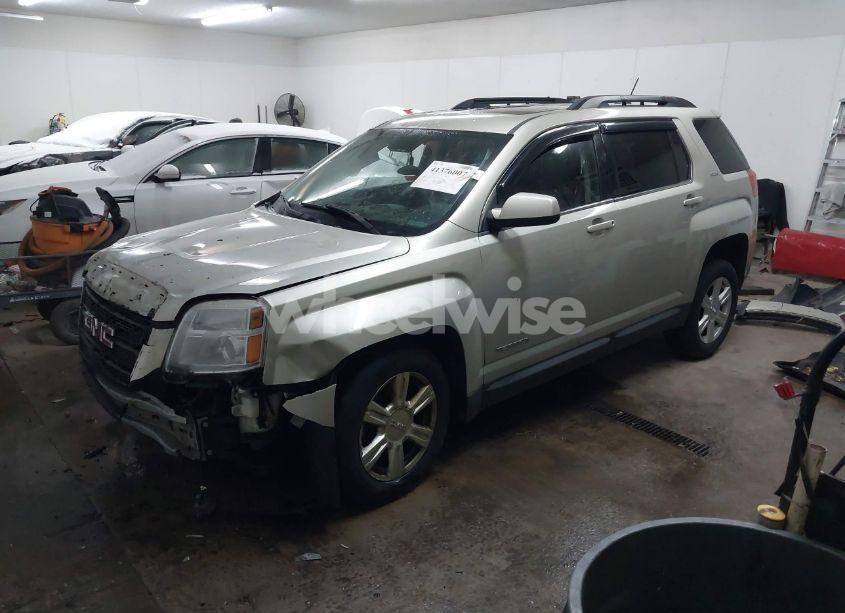 Photo 2 of 2015 Gmc Terrain SLE-2 (VIN 2GKFLRE33F6421322)