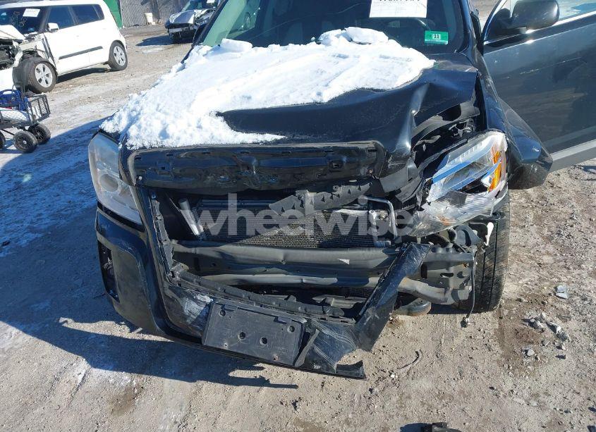 Photo 6 of 2014 Gmc Terrain SLE-2 (VIN 2GKFLRE37E6185515)