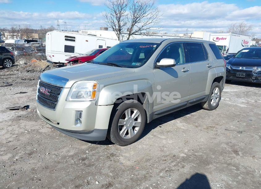 Photo 2 of 2013 Gmc Terrain SLE-1 (VIN 2GKFLREK1D6179974)
