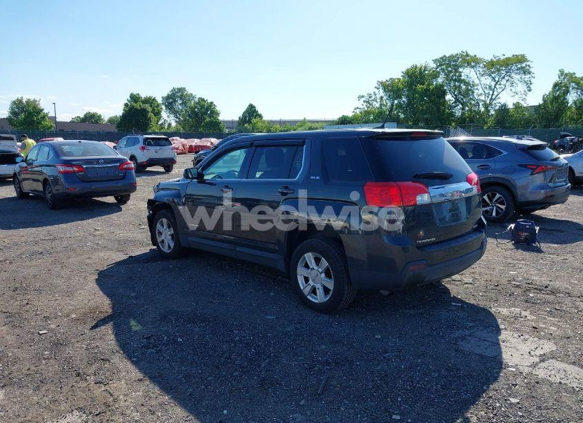 Photo 3 of 2013 Gmc Terrain SLE-1 (VIN 2GKFLREK6D6288611)