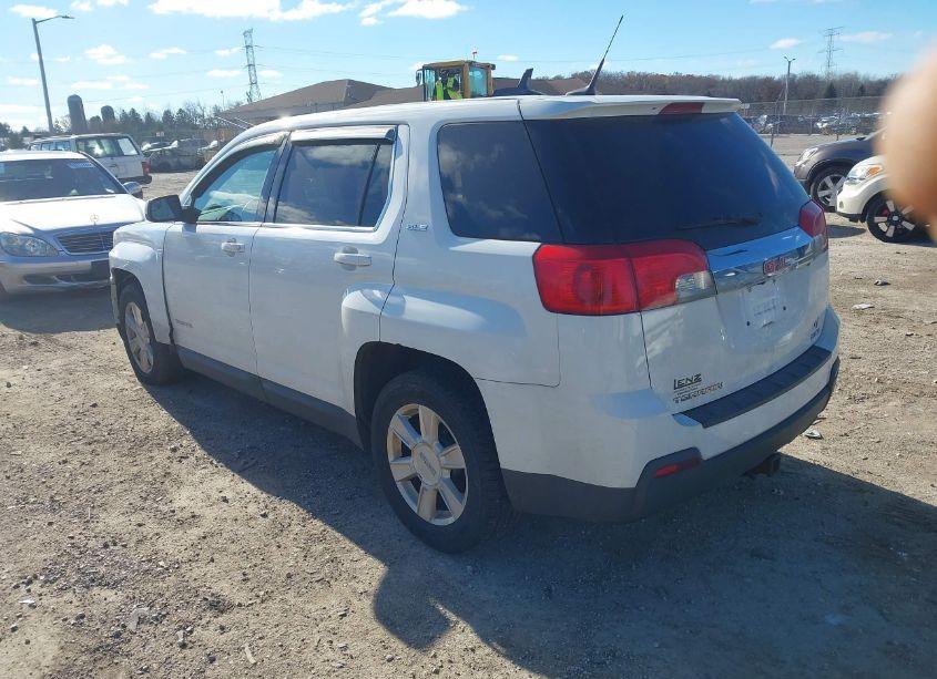 Photo 3 of 2013 Gmc Terrain SLE-1 (VIN 2GKFLREK7D6101702)