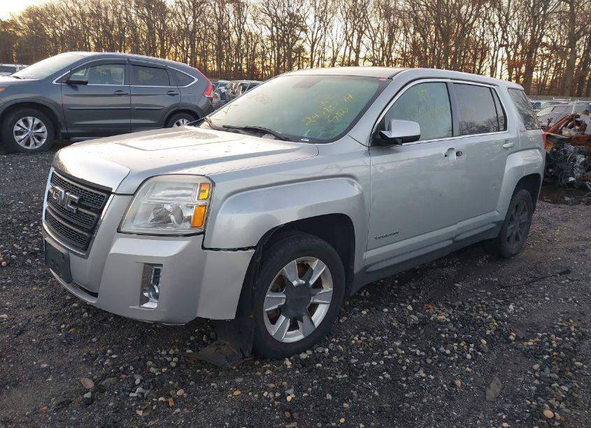 Photo 2 of 2013 Gmc Terrain SLE-1 (VIN 2GKFLREK9D6347599)