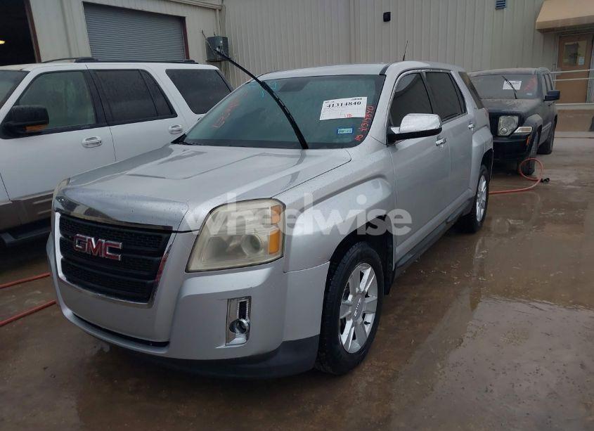 Photo 2 of 2012 Gmc Terrain SLE-1 (VIN 2GKFLREKXC6200383)