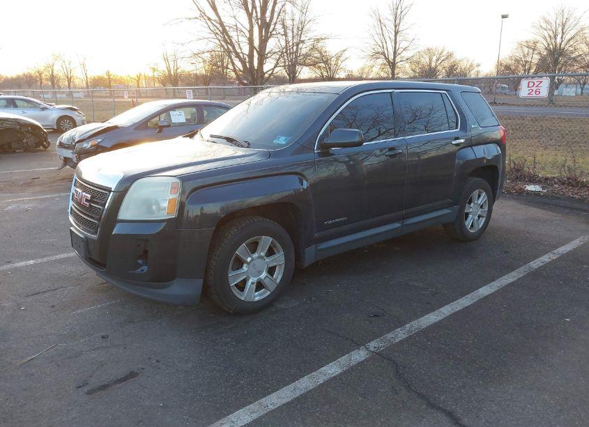 Photo 2 of 2013 Gmc Terrain SLE-1 (VIN 2GKFLREKXD6286571)