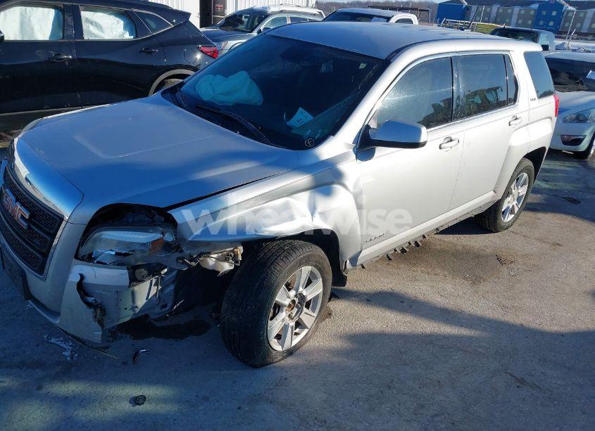 Photo 2 of 2013 Gmc Terrain SLE-1 (VIN 2GKFLREKXD6313879)